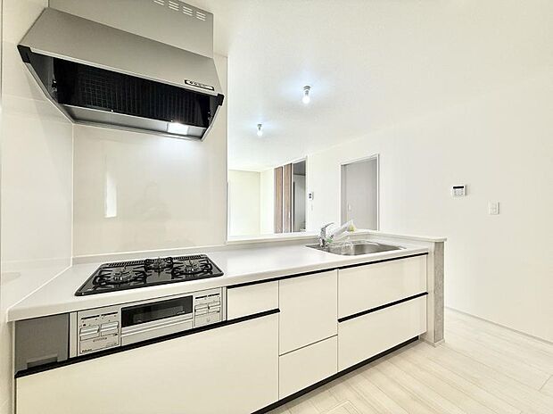 ■家族の絆を深める、温もりのあるキッチン