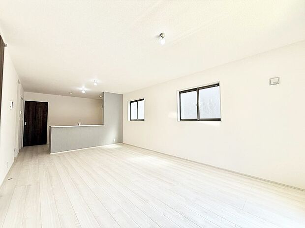 ■くつろぎと笑顔が集まる、心温まるリビング