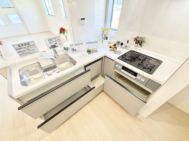 ■料理がもっと楽しくなる、快適なキッチン空間