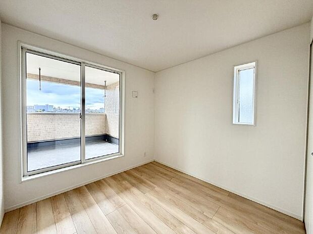 ■窓の配置や通気性の良い設計で部屋の空気がこもらず、常に新鮮な空気が流れます