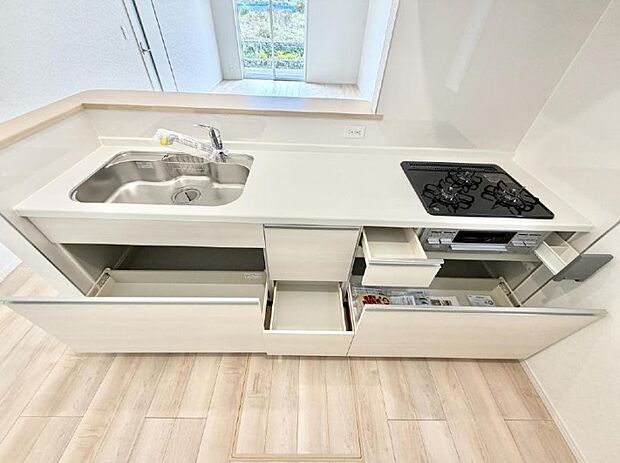 ■美味しい時間が生まれる、笑顔あふれるキッチン