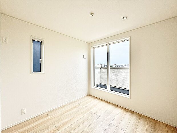 ■落ち着いた雰囲気のお部屋で心が安らぐ空間