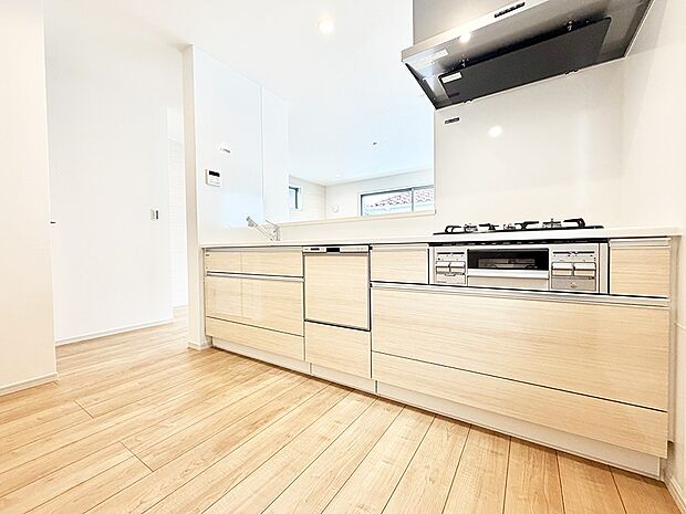 ■シンプルで機能的、毎日使いやすいキッチン