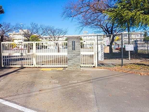 小学校 200m 町田市立町田第六小学校