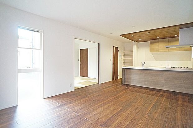 ■くつろぎと笑顔が集まる、心温まるリビング