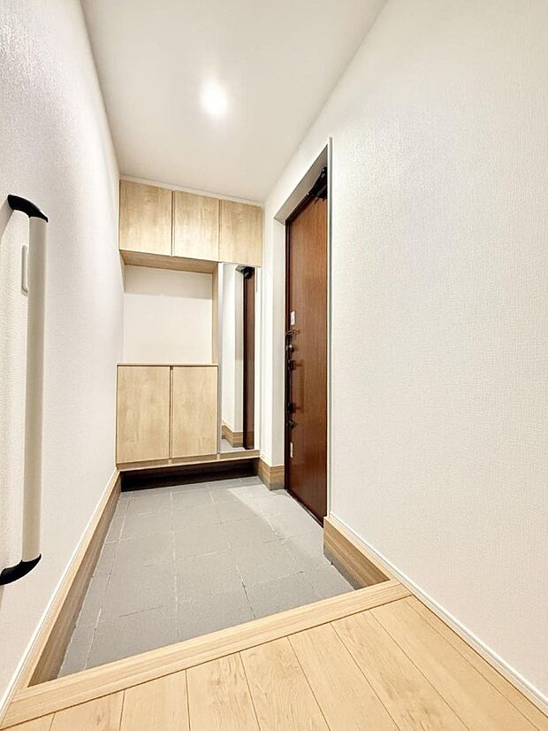 1号棟 ■ シンプルで美しく、快適な暮らしの入り口