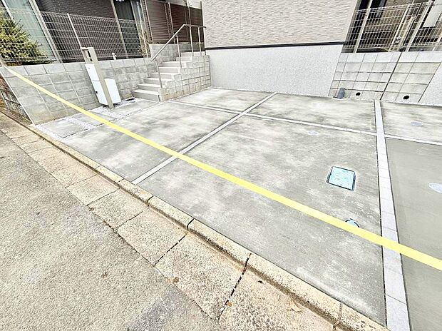 1号棟 ■快適な駐車スペースで安心