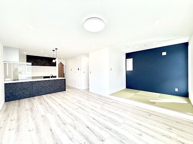 ■心落ち着く場所、ゆったり過ごせるリビング