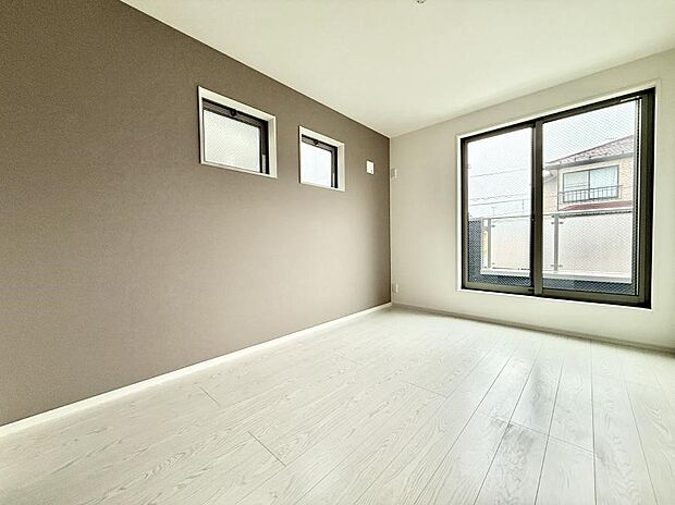 ■落ち着いた色合いのお部屋で穏やかな時間を楽しめます