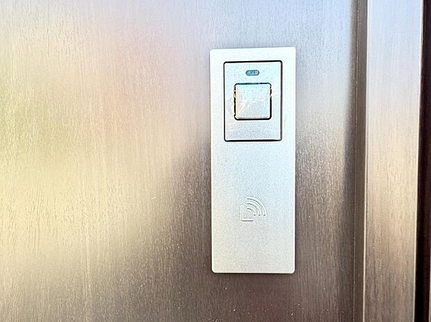 ■鍵を取り出さずに便利に操作できて快適