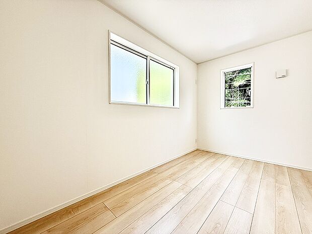 ■陽射しが差し込む暖かいお部屋