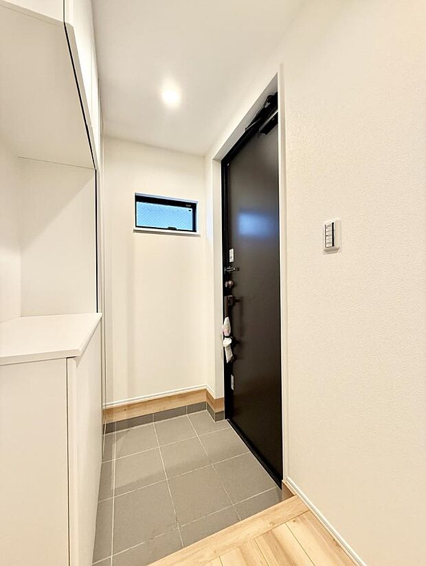 ■ シンプルで美しく、快適な暮らしの入り口