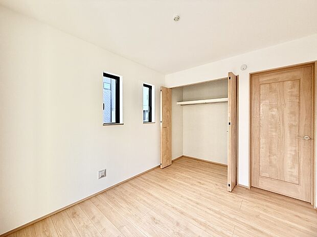 ■広いクローゼット、収納は多い方が嬉しいですね!