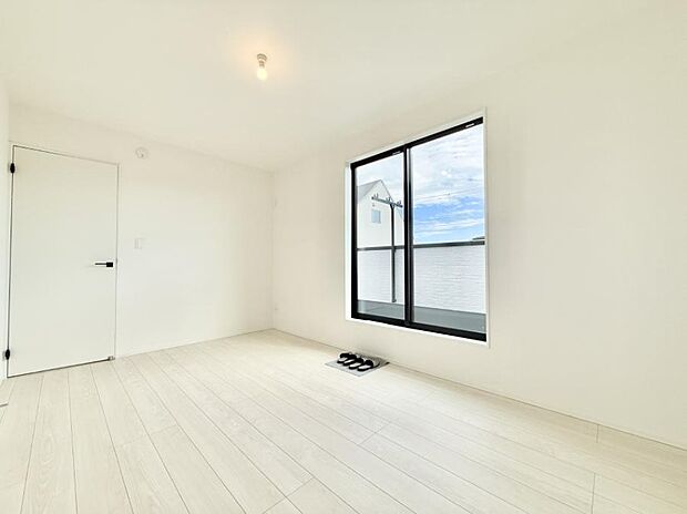 ■窓の配置や通気性の良い設計で部屋の空気がこもらず、常に新鮮な空気が流れます