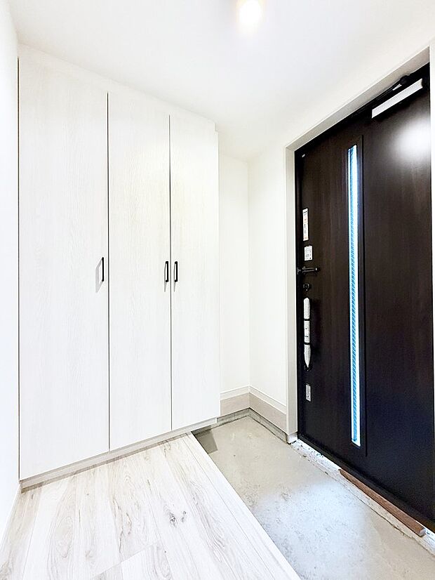 ■ ここから始まる一日、すっきり整った玄関