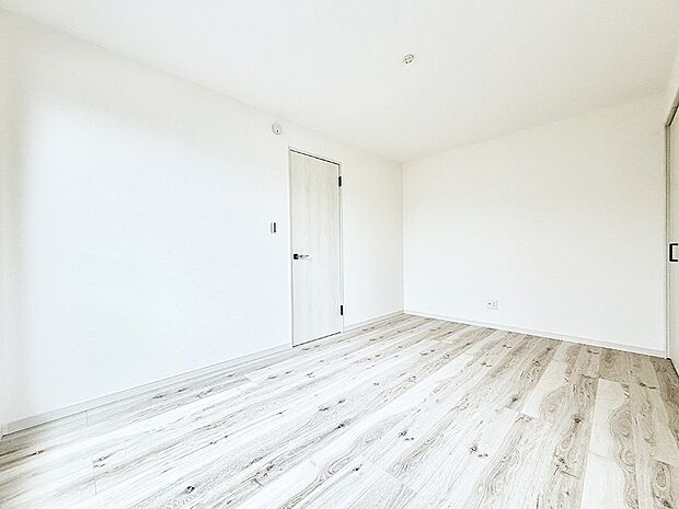 ■落ち着いた色合いのお部屋で穏やかな時間を楽しめます