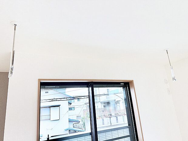 ■いつでも洗濯物を干せ、自分の好きなタイミングで洗濯物を取り込めます。