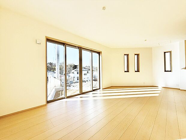 ■心落ち着く場所、ゆったり過ごせるリビング