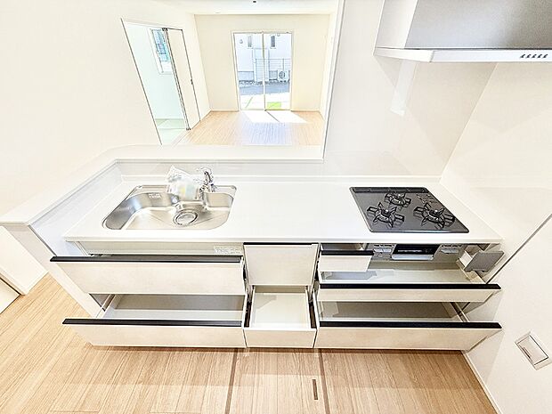 ■家族の絆を深める、温もりのあるキッチン