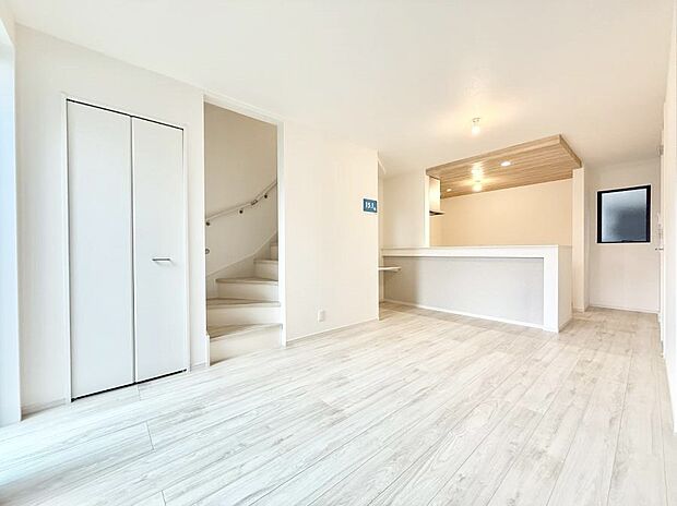 ■くつろぎと笑顔が集まる、心温まるリビング