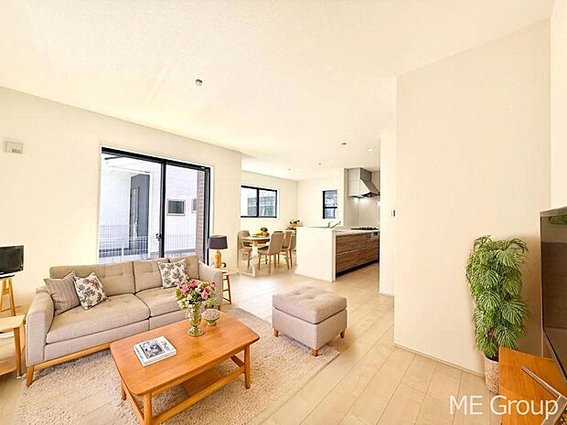 ■さりげないデザインが日常をセンスよく演出※家具はCGです