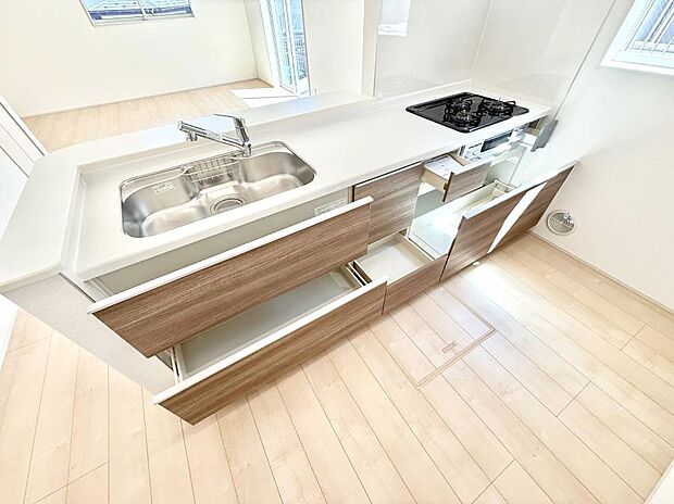 ■作る楽しみと食べる幸せを届けるキッチン