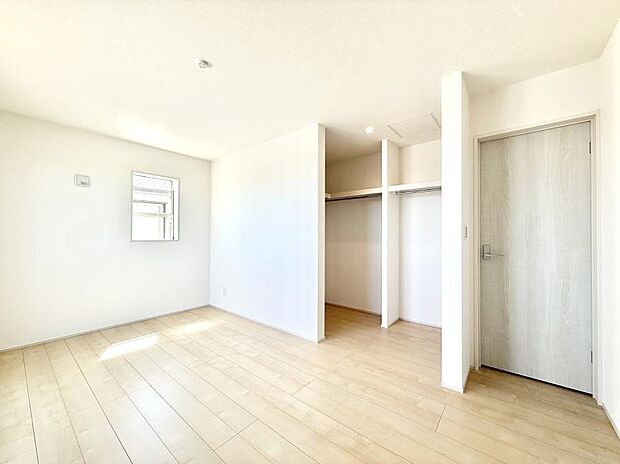 ■窓の配置や通気性の良い設計で部屋の空気がこもらず、常に新鮮な空気が流れます