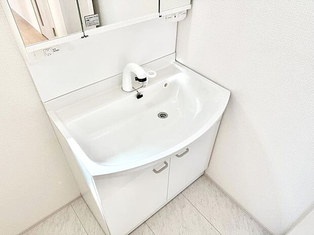 ■手洗いや顔を洗う時も快適に使える便利なシャワー