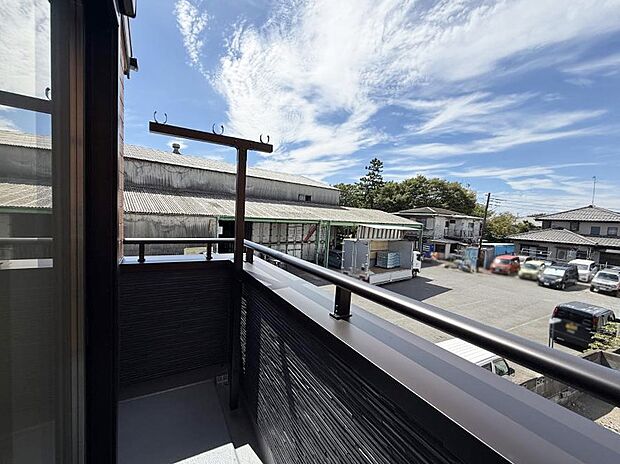 ■ 季節の移ろいを感じられる開放的な空間です