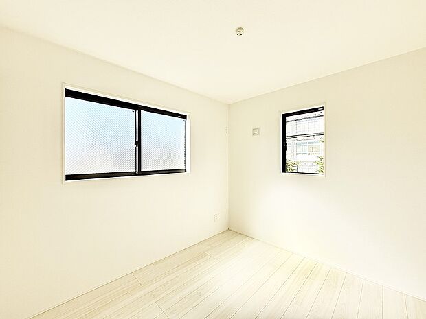 ■窓の配置や通気性の良い設計で部屋の空気がこもらず、常に新鮮な空気が流れます