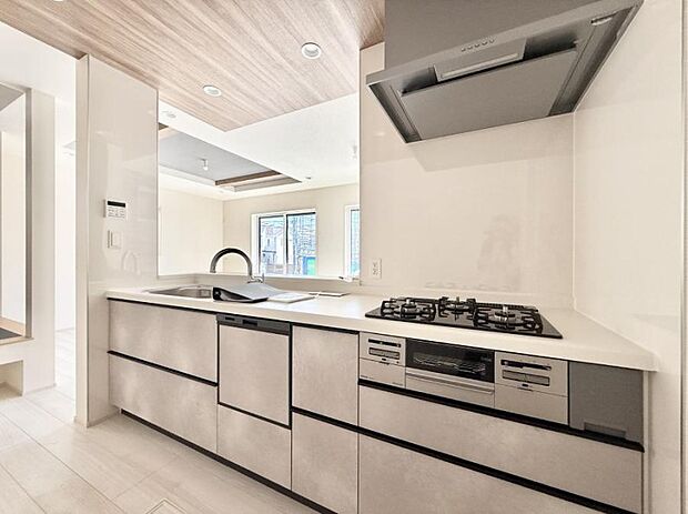 ■家族の絆を深める、温もりのあるキッチン