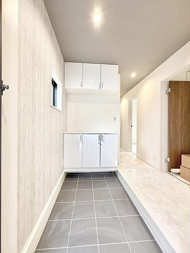 ■ シンプルで美しく、快適な暮らしの入り口