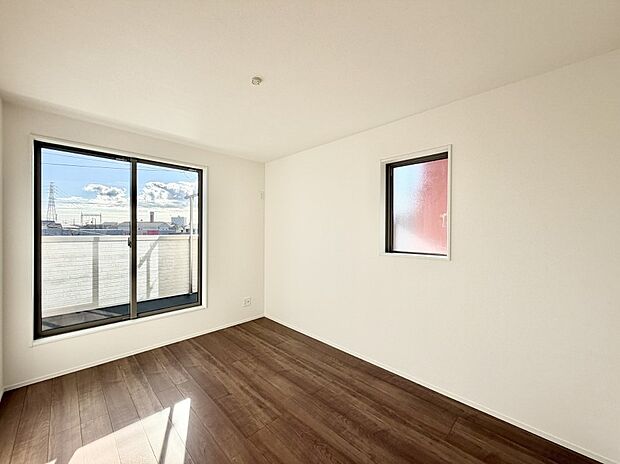 ■窓の配置や通気性の良い設計で部屋の空気がこもらず、常に新鮮な空気が流れます