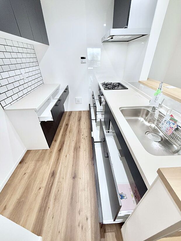 ■料理がもっと楽しくなる、快適なキッチン空間