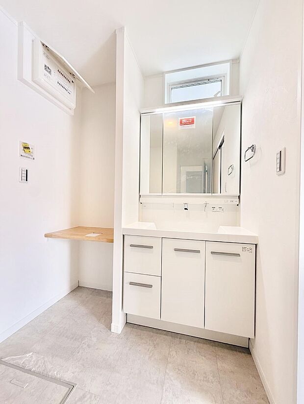 ■広々とゆとりのある洗面所♪  