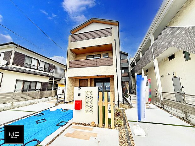 ■ 家族とゲストをやさしく迎える、心温まる玄関