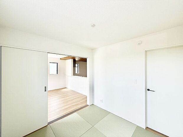 ■落ち着いた雰囲気のお部屋で心が安らぐ空間