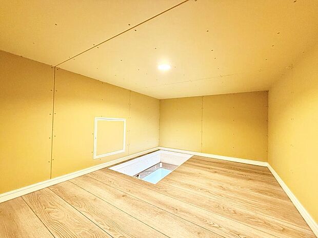 ■グルニエがあるので年に数回しか使わない大きな物も置き場所に困りません!