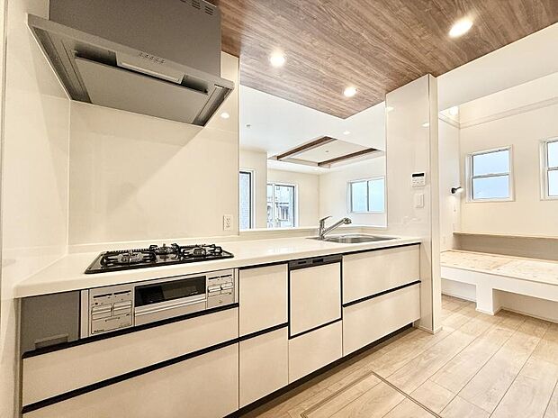 ■会話が深まる対面キッチン!家族との会話がはずみます!