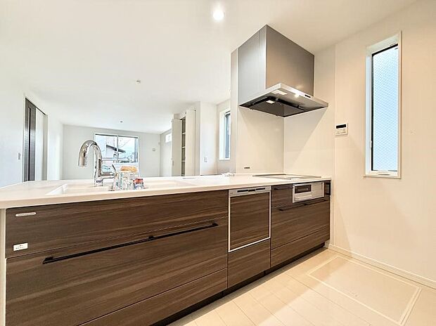 ■家族の絆を深める、温もりのあるキッチン