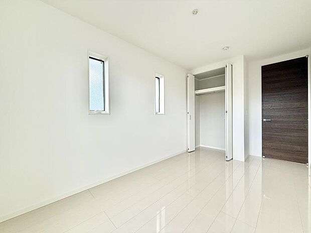 ■窓の配置や通気性の良い設計で部屋の空気がこもらず、常に新鮮な空気が流れます