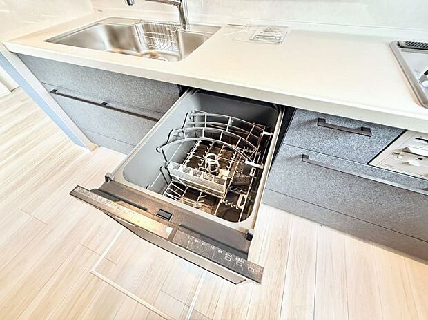 ■手間なく洗浄!食器をピカピカに仕上げてくれます