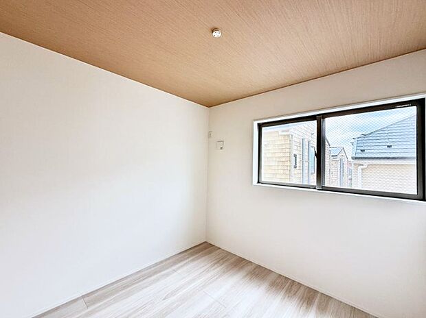 ■落ち着いた雰囲気のお部屋で心が安らぐ空間