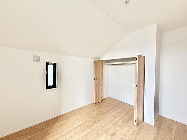 ■落ち着いた色合いのお部屋で穏やかな時間を楽しめます