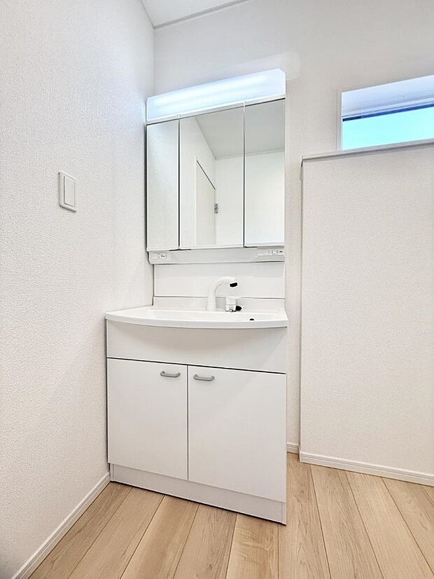 ■朝の準備がスムーズにできる広さです