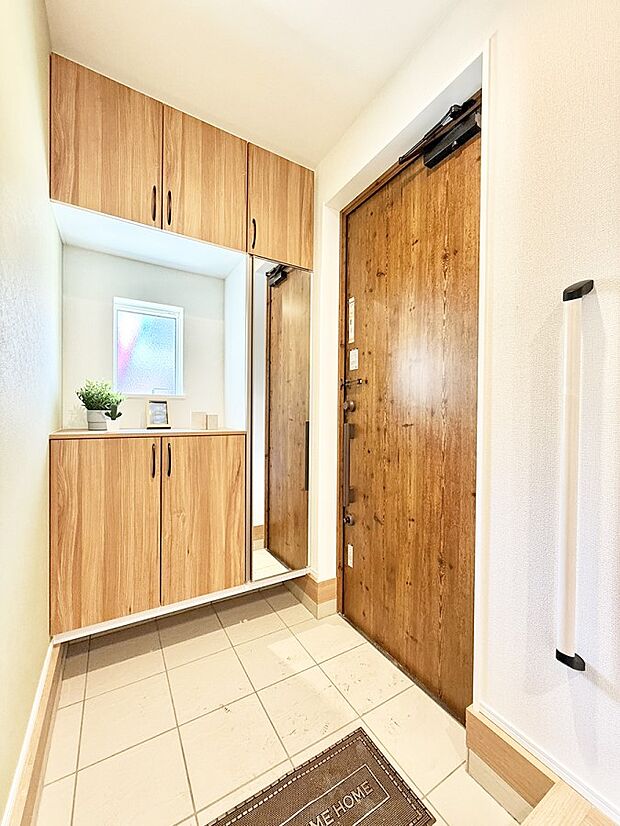 ■ ここから始まる一日、すっきり整った玄関