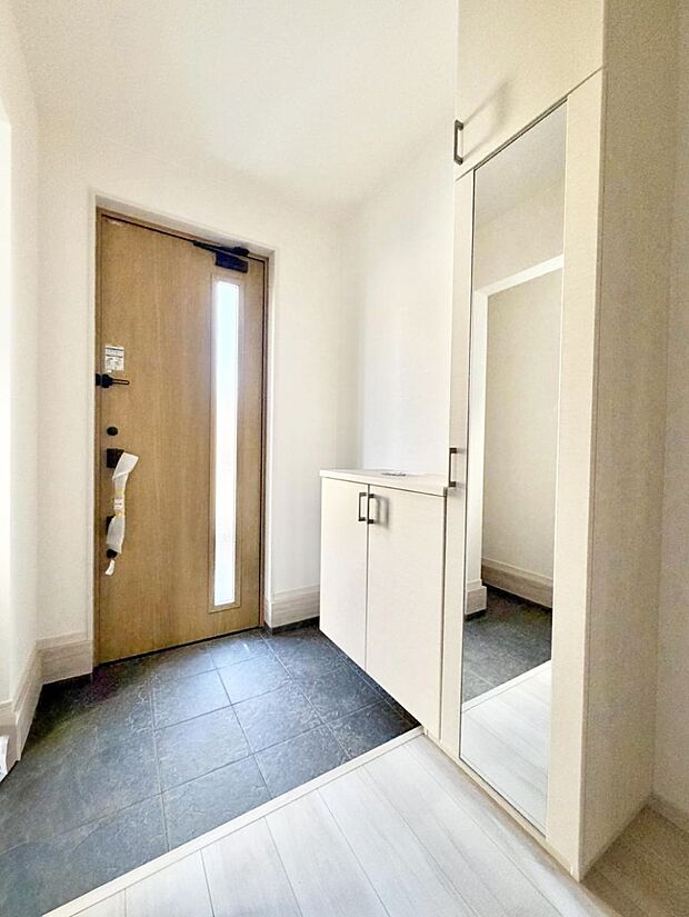 ■ シンプルで美しく、快適な暮らしの入り口