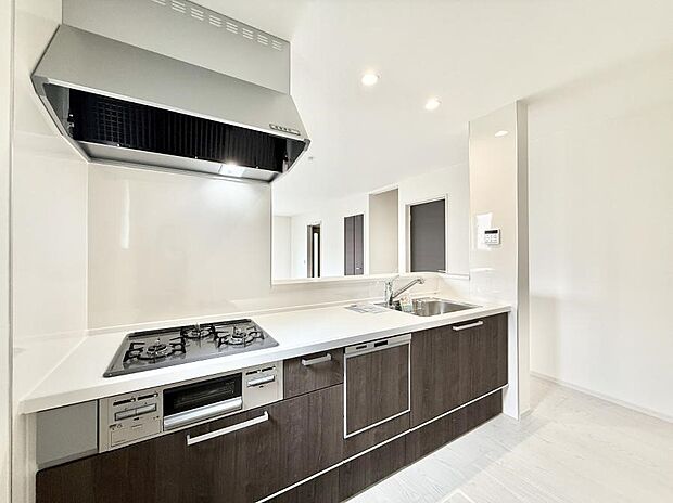 ■家族の絆を深める、温もりのあるキッチン