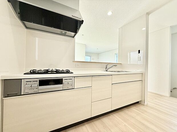 ■家族の絆を深める、温もりのあるキッチン