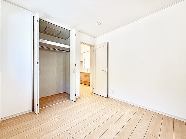 ■落ち着いた色合いのお部屋で穏やかな時間を楽しめます